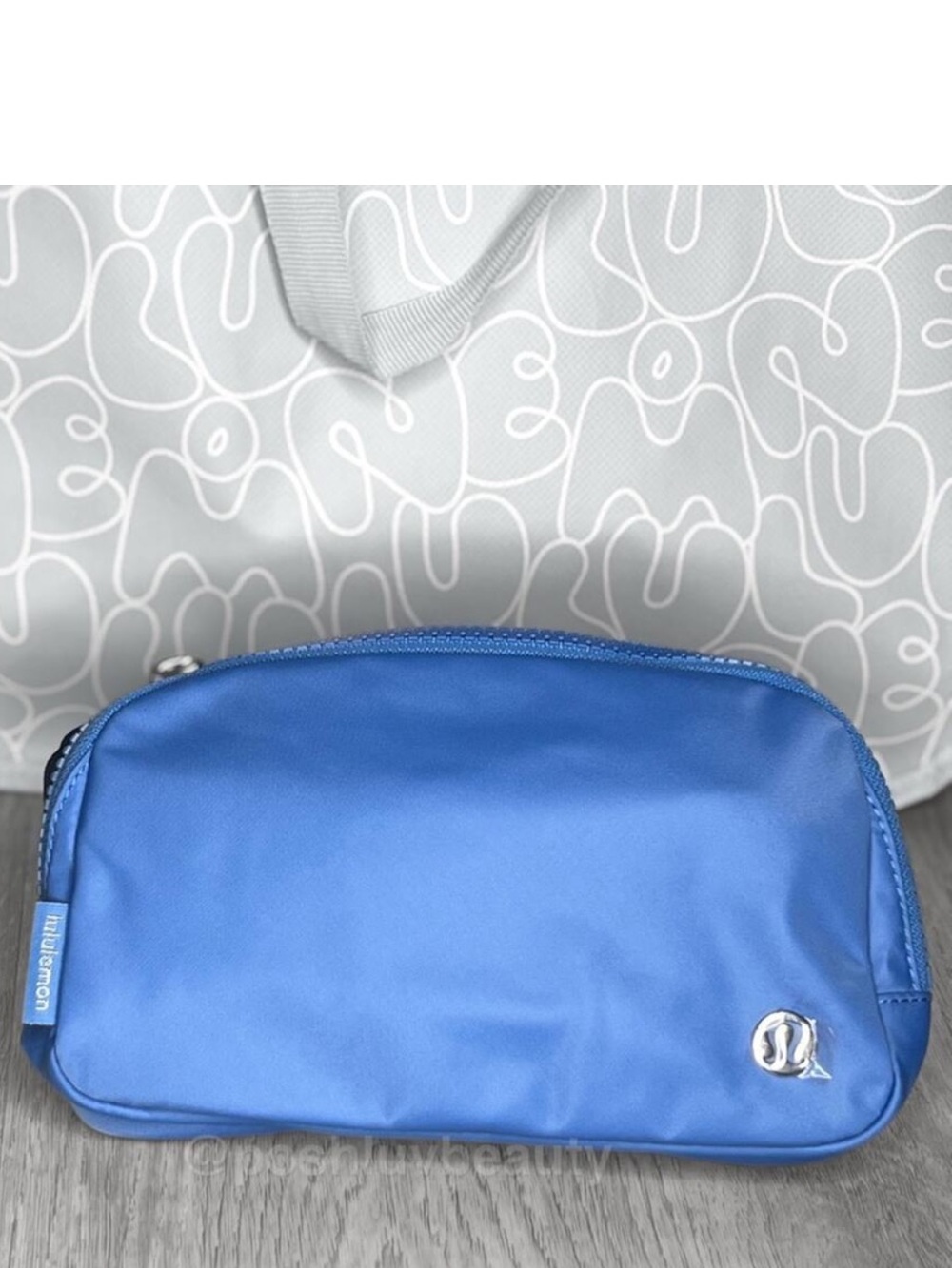 Lululemon NWT Everywhere Belt Bag 1L Pool Party Blue